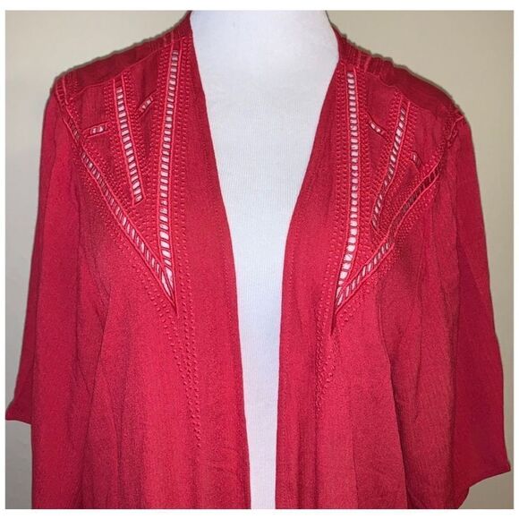 ✨Torrid Red Crinkled Gauze Crochet Inset
Longline Kimono✨ - Picture 5 of 7